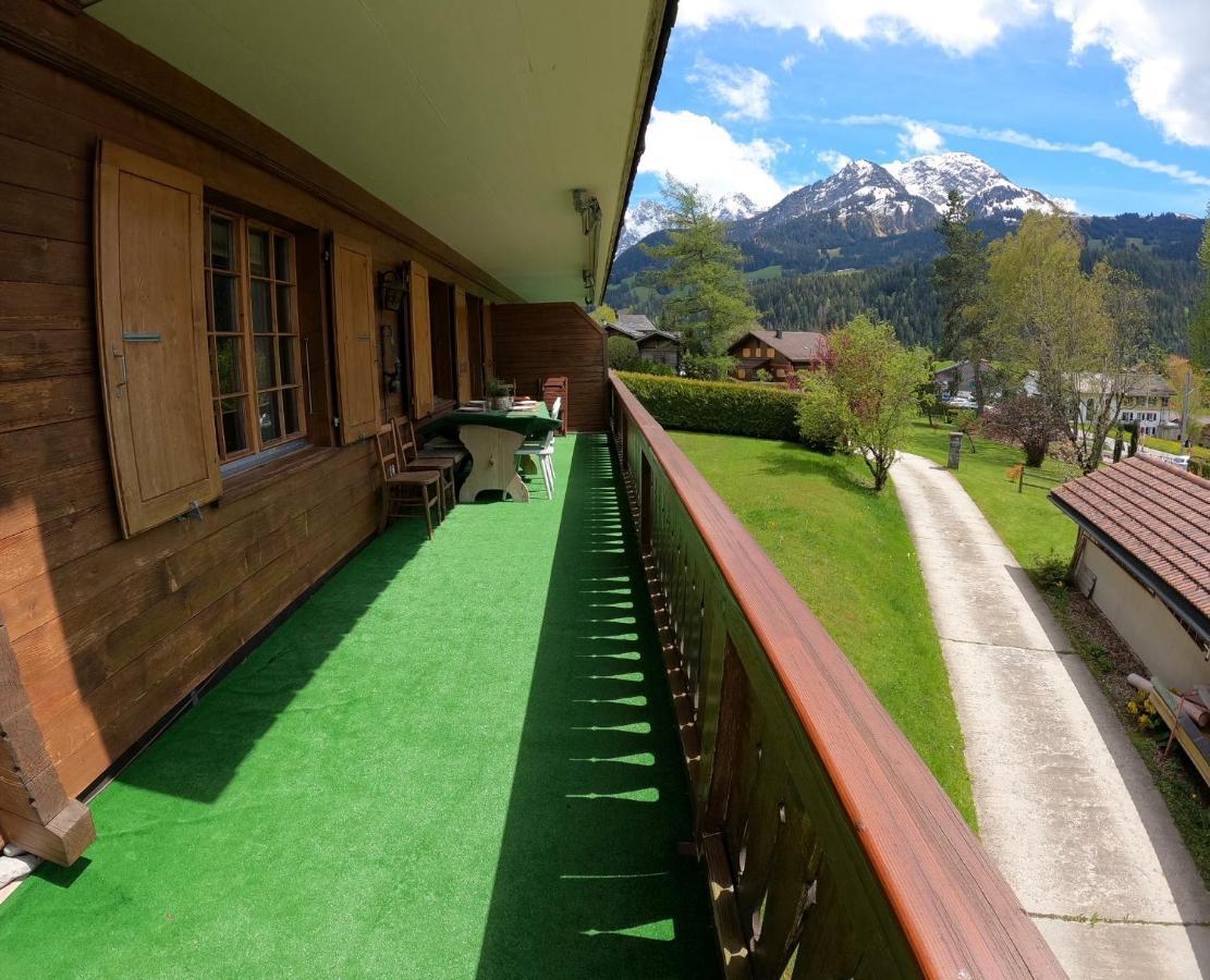 Apartment Wonderful Overlooking The Swiss Alps